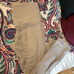 Lululemon leggings